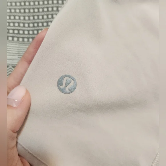 Lululemon Track That Short - Picture 5 of 5